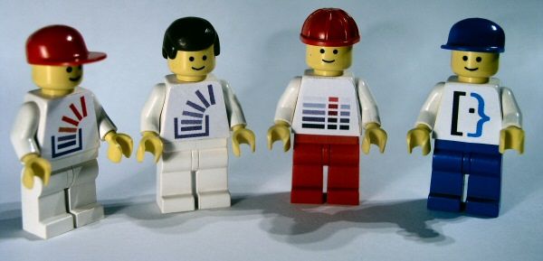 stack-overflow-lego-minifigs